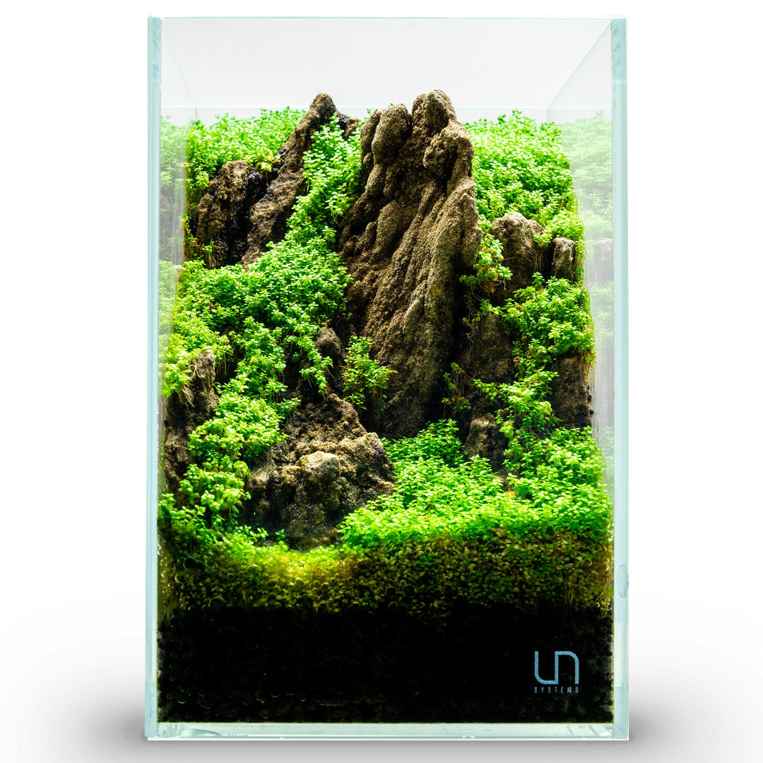 UNS Tall Aquarium von UNS